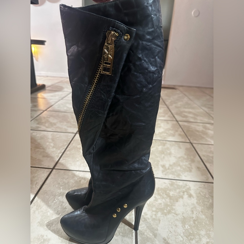 Donald J. Pliner Black Heeled Boots
